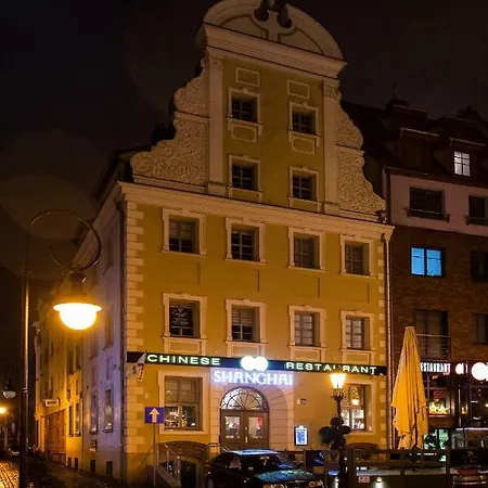 Rynek Sienny 1 *